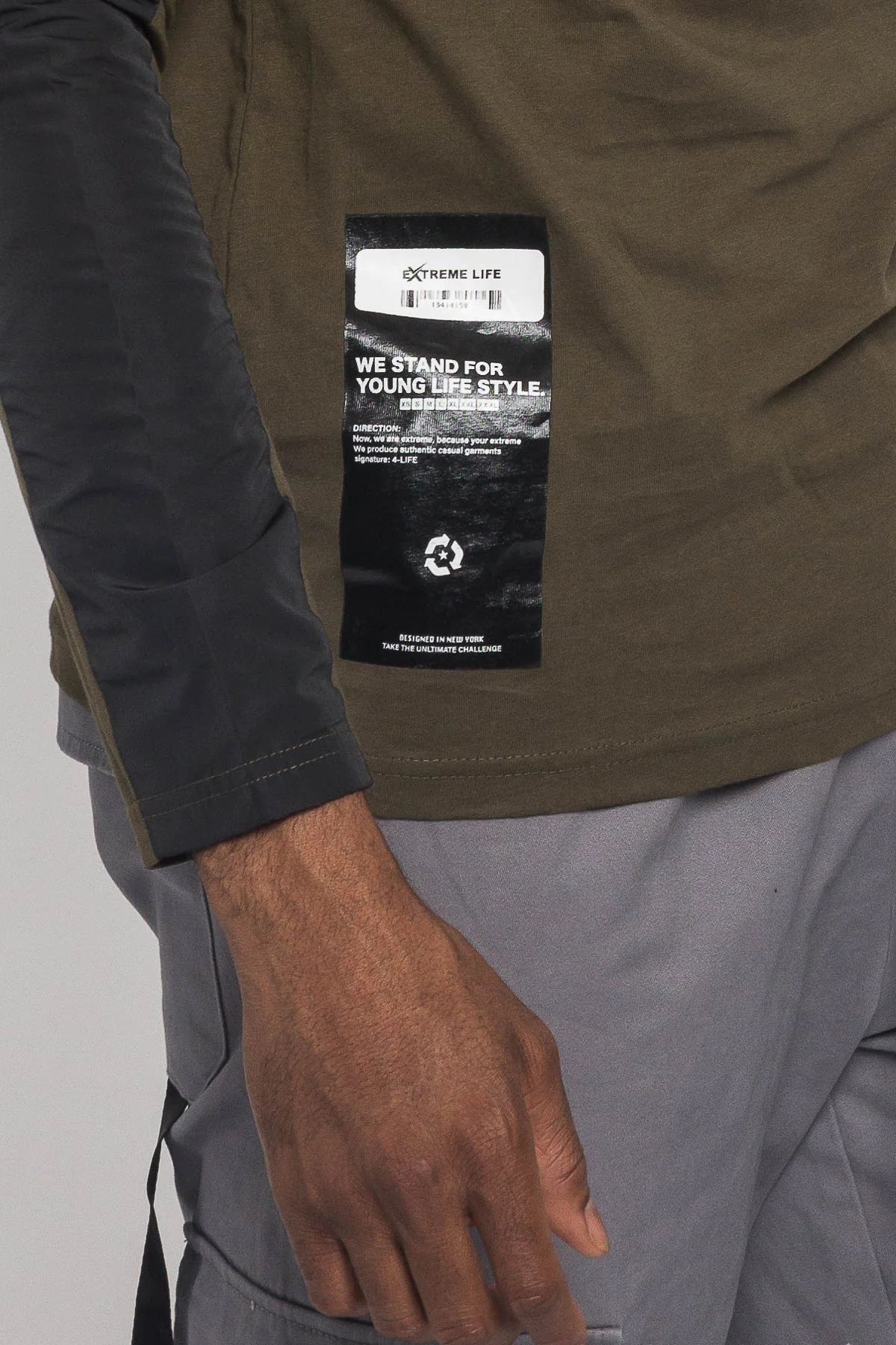Army Buckle Long Sleeve T-Shirt - Image 19