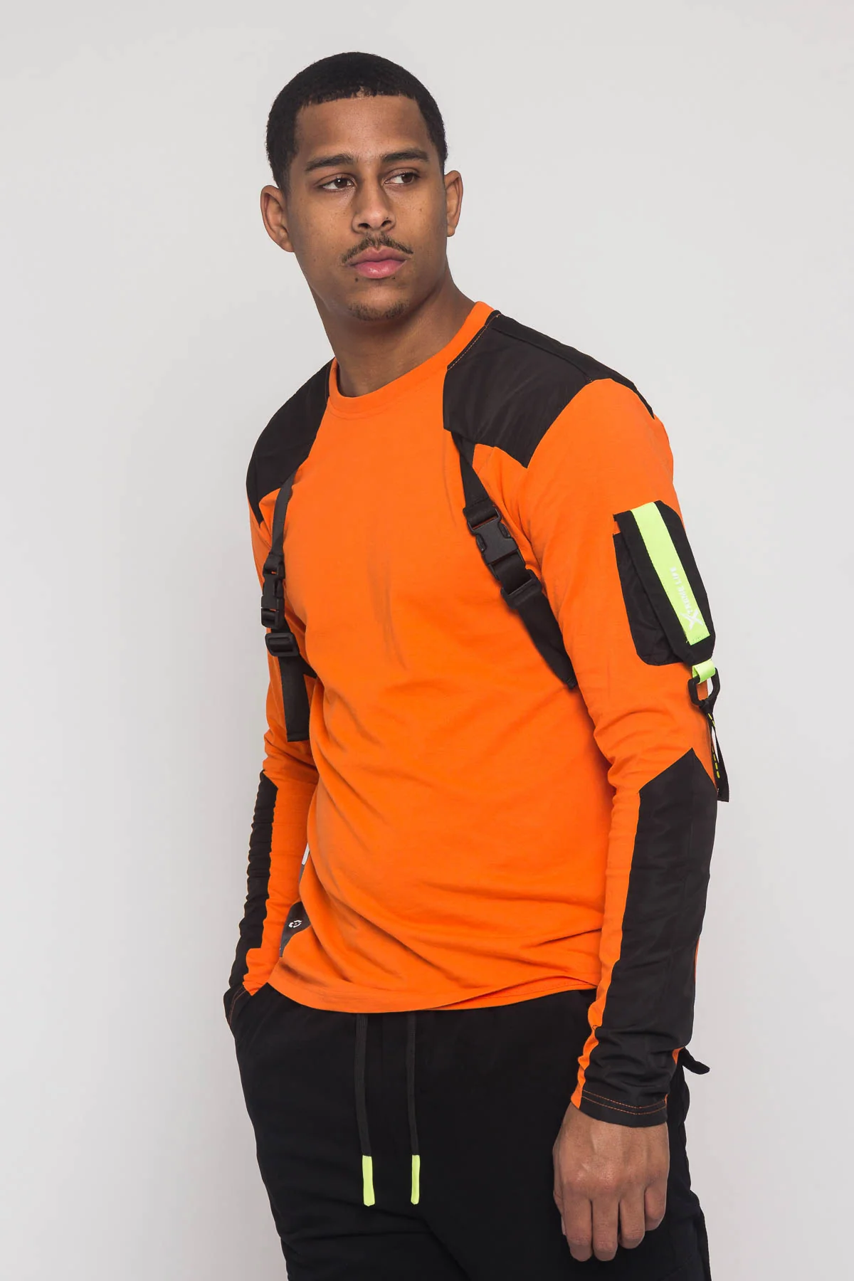 Army Buckle Long Sleeve T-Shirt - Image 9