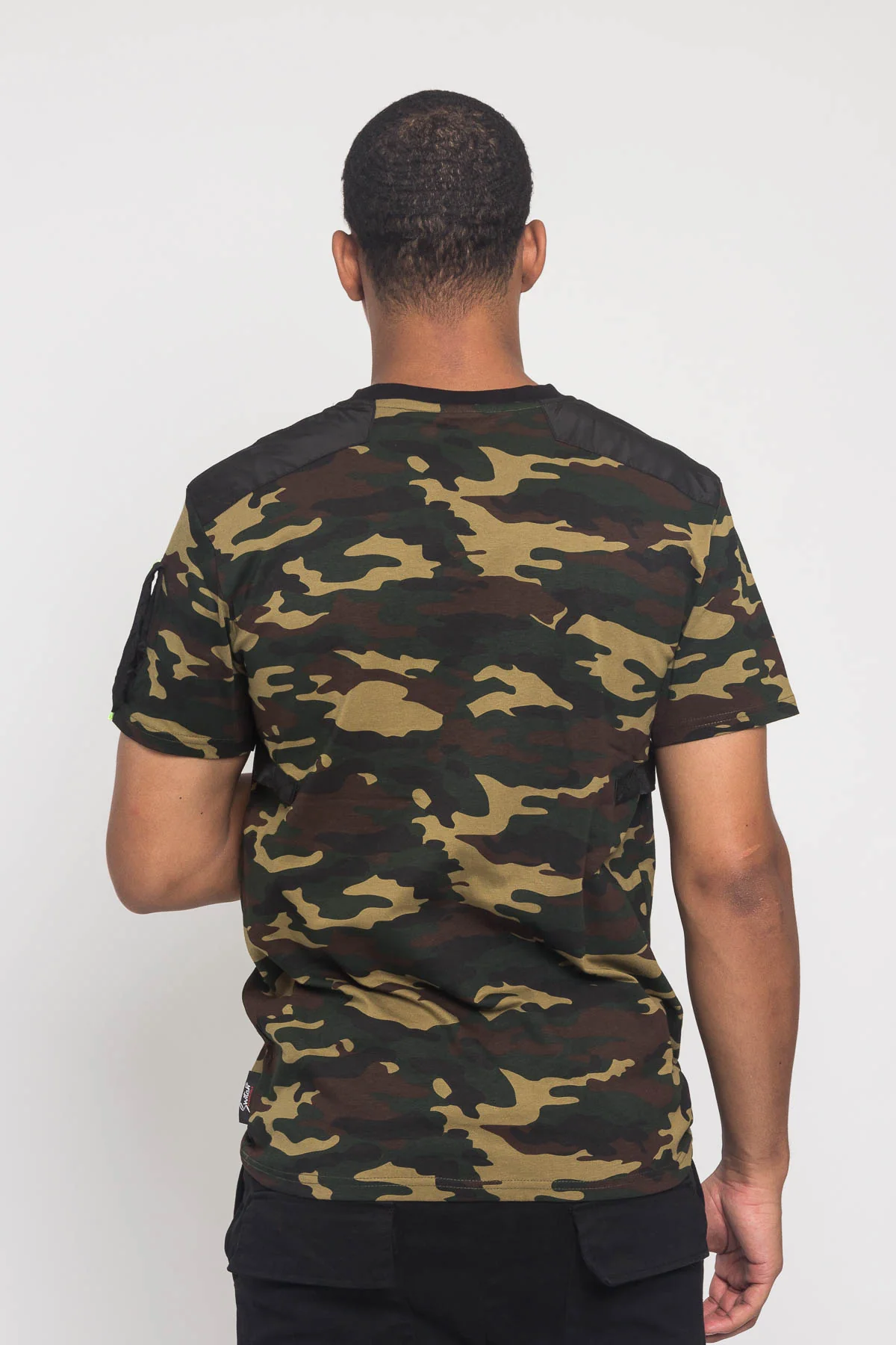 Army Buckle T-Shirt - Image 9