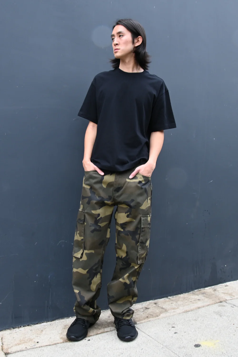 Baggy Fit Cargo Camo Pants - Image 3