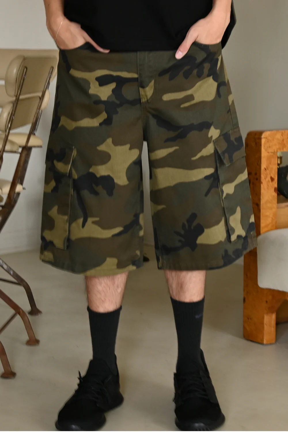 Baggy Fit Cargo Camo Shorts - Image 3