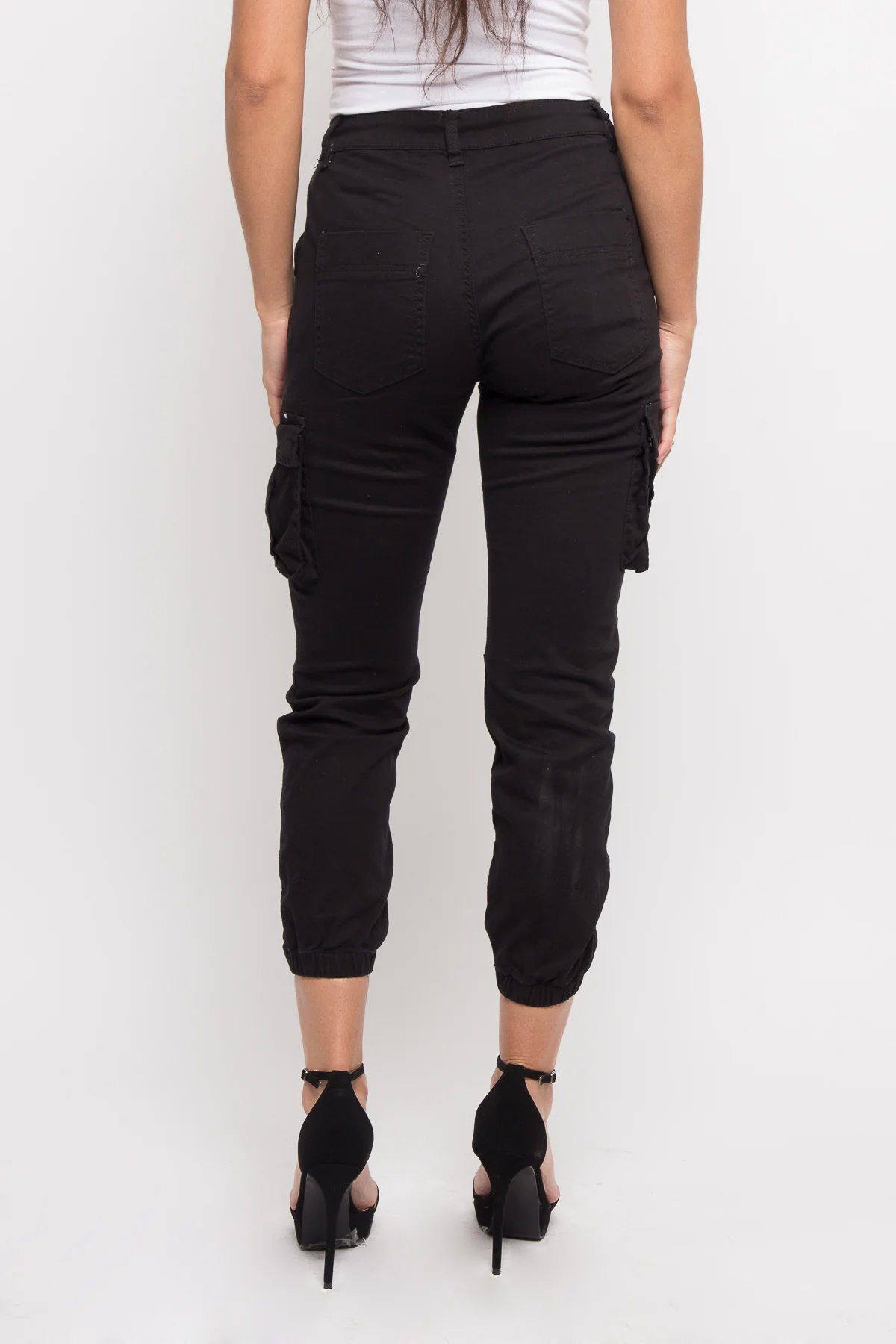 Women's Essential Basic Cropped Colored Cargo Joggers - Image 8