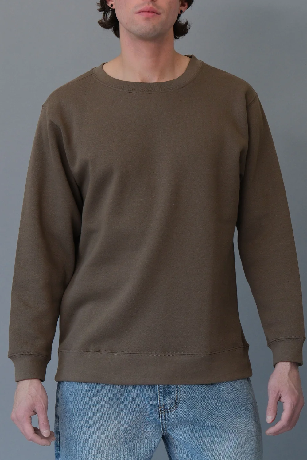 Basic Solid Crew-Neck Sweatshirt - Image 19