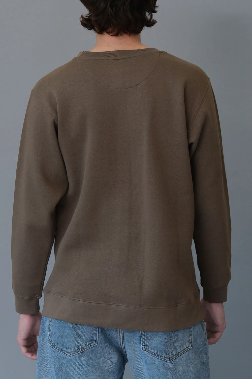 Basic Solid Crew-Neck Sweatshirt - Image 21