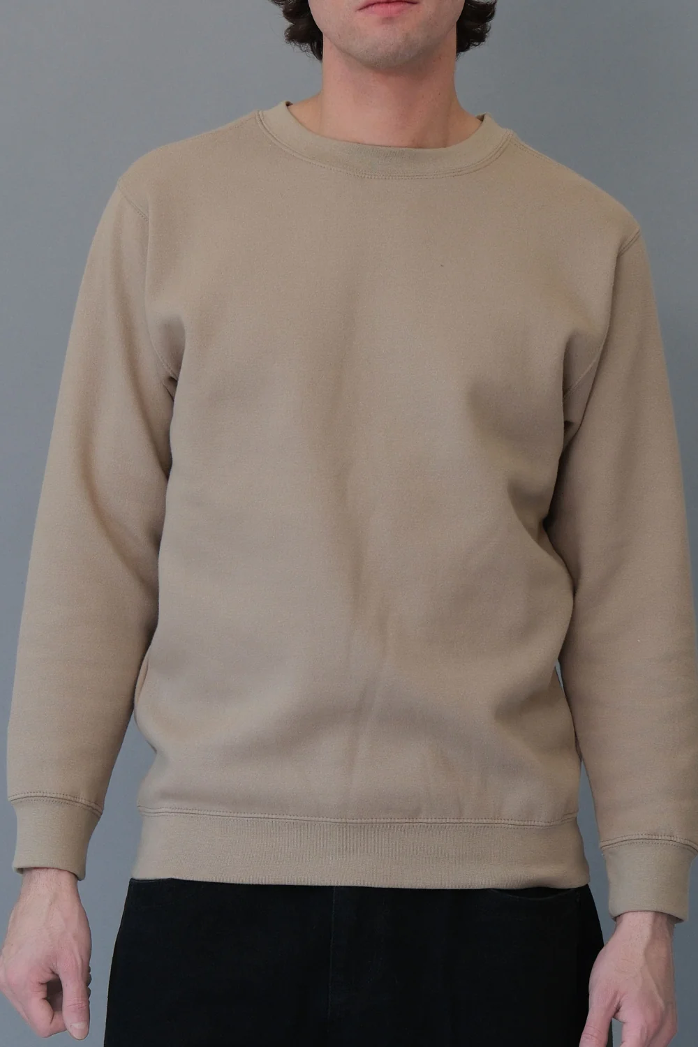 Basic Solid Crew-Neck Sweatshirt - Image 9