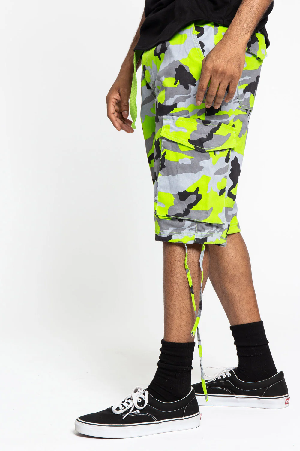 Belted Camo Cargo Shorts - Image 24