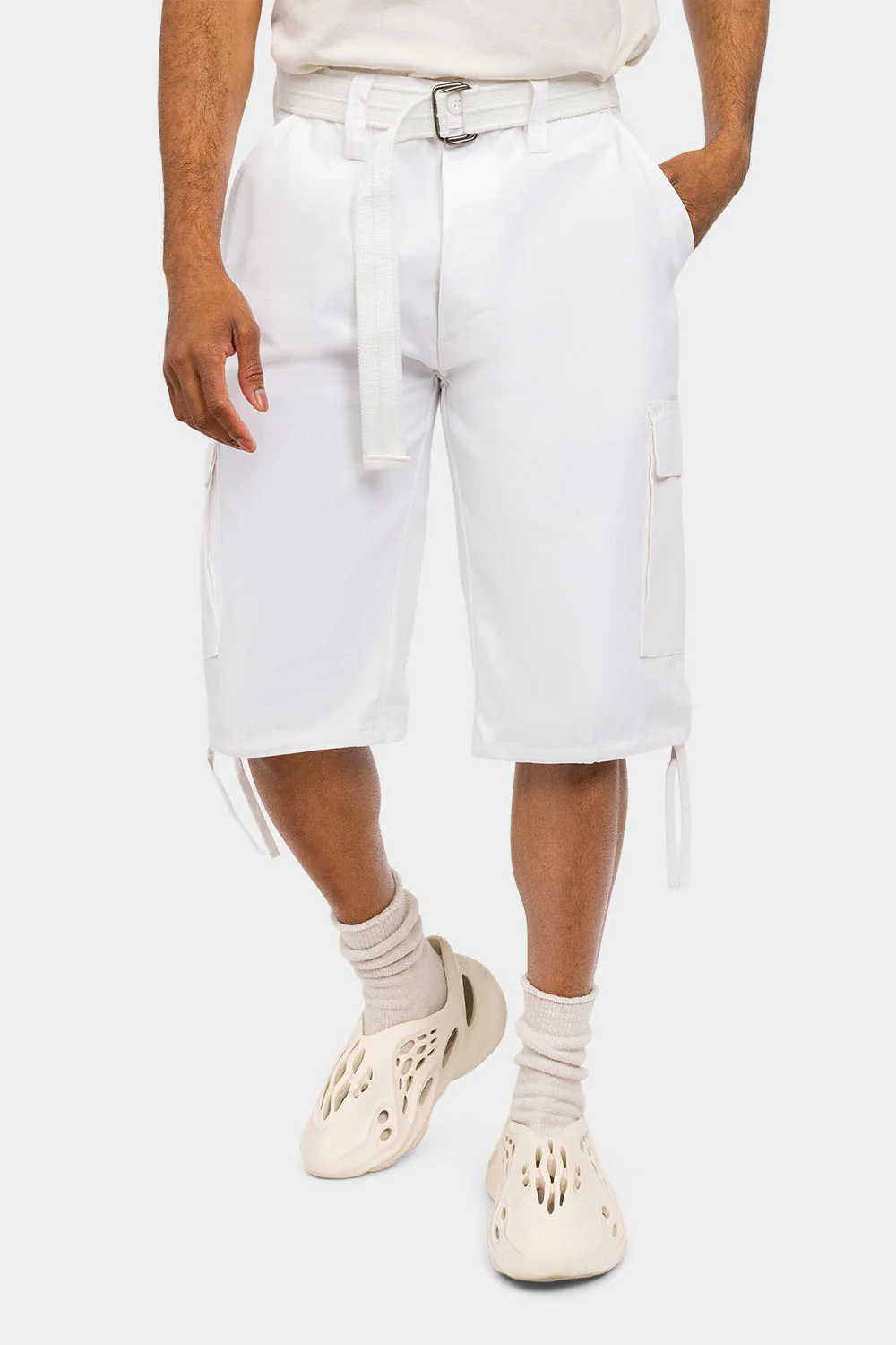 Belted Solid Cargo Shorts - Image 16