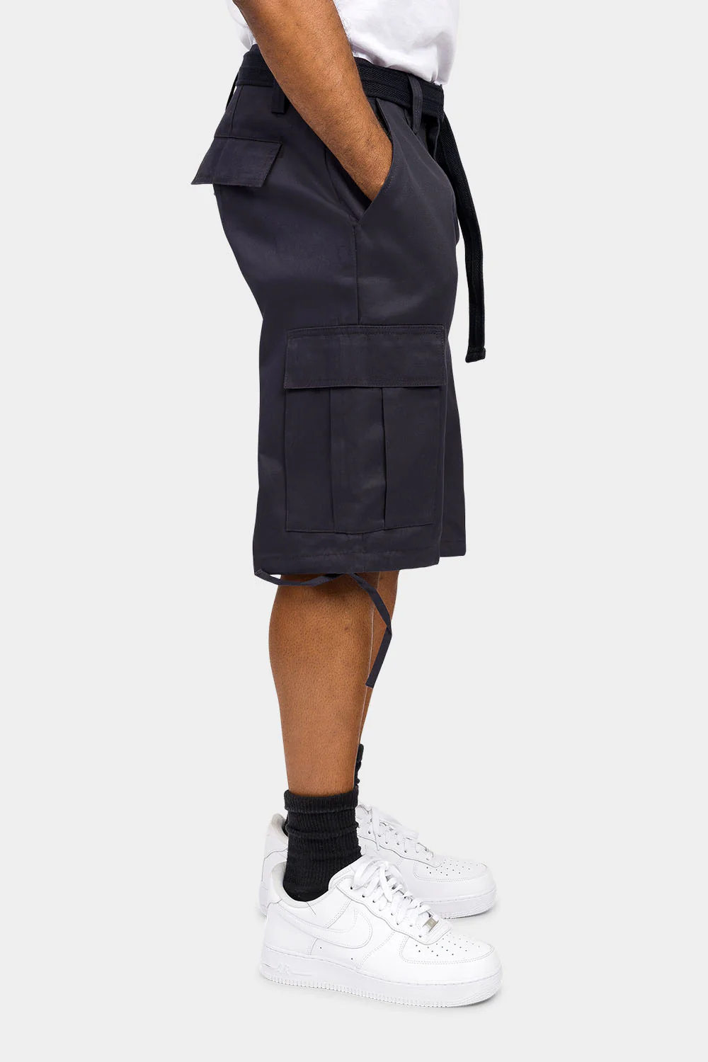 Belted Solid Cargo Shorts - Image 9