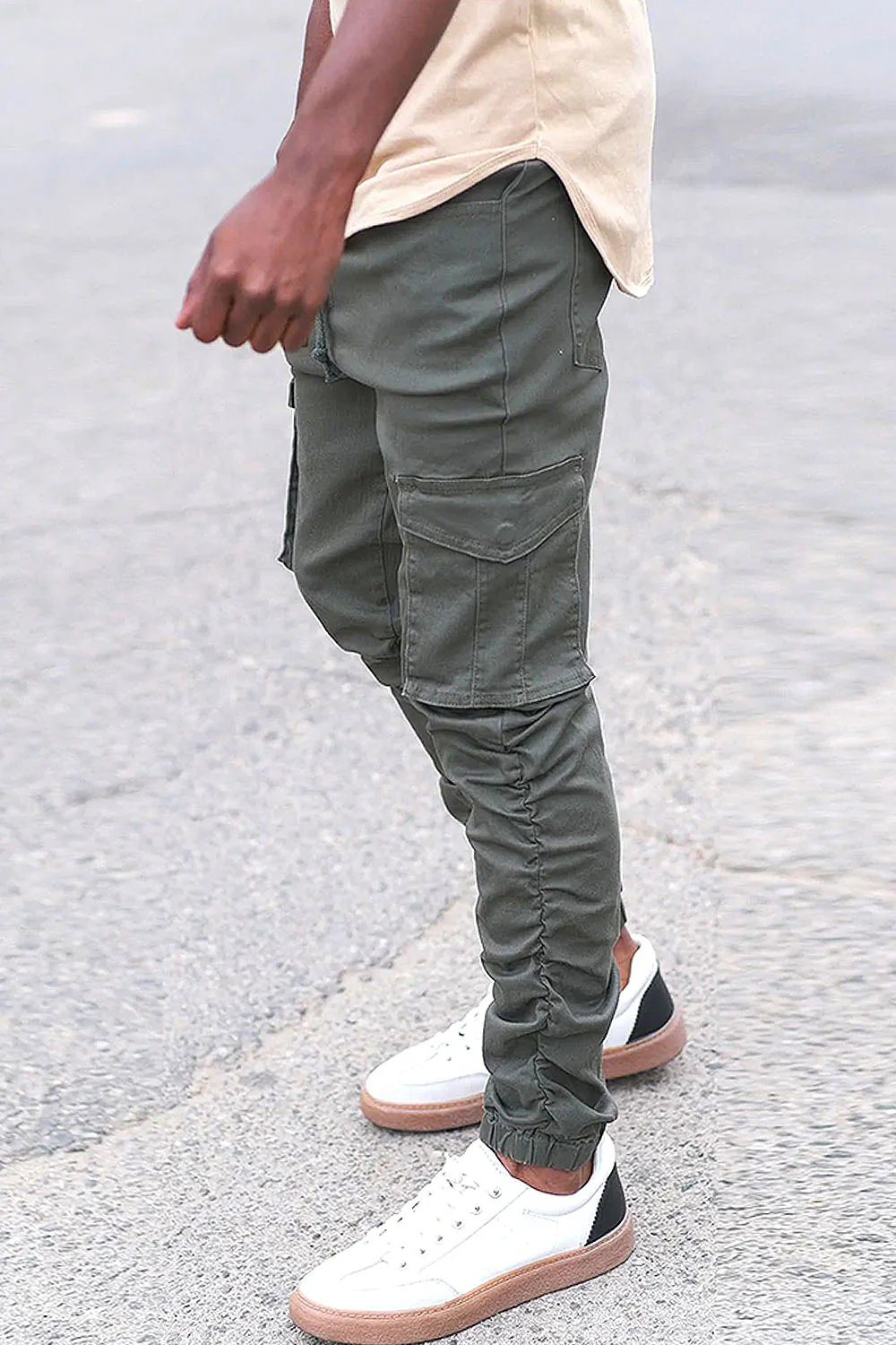 Bungee Scrunched Cargo Joggers - Image 4