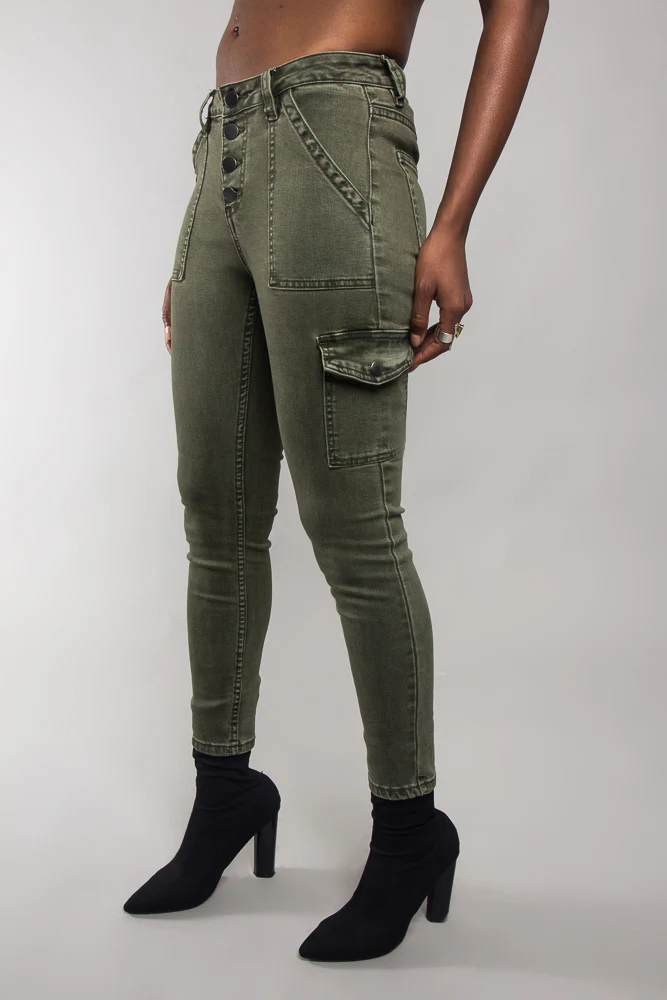 Buttoned Skinny Cargo Pants - Image 8