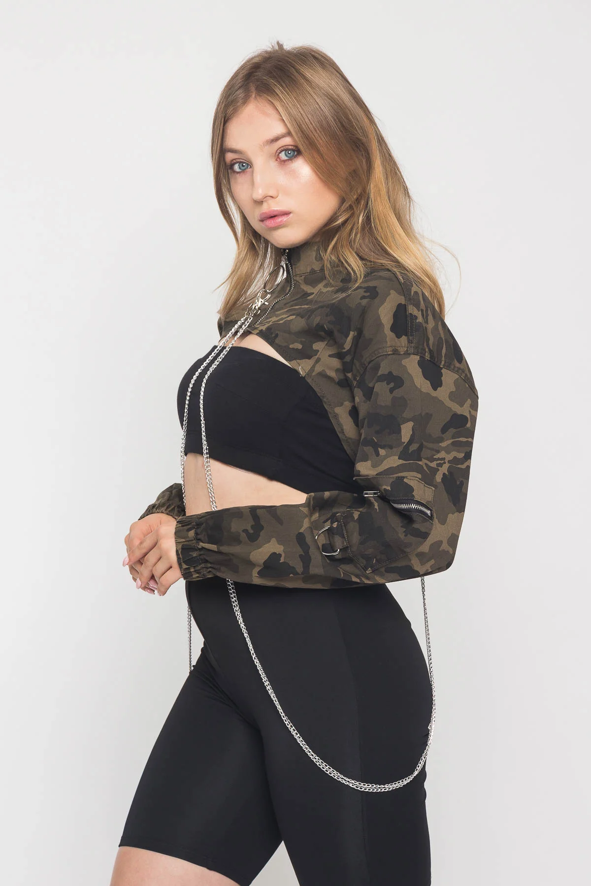 Cropped Shirt Jacket with Chains - Image 14