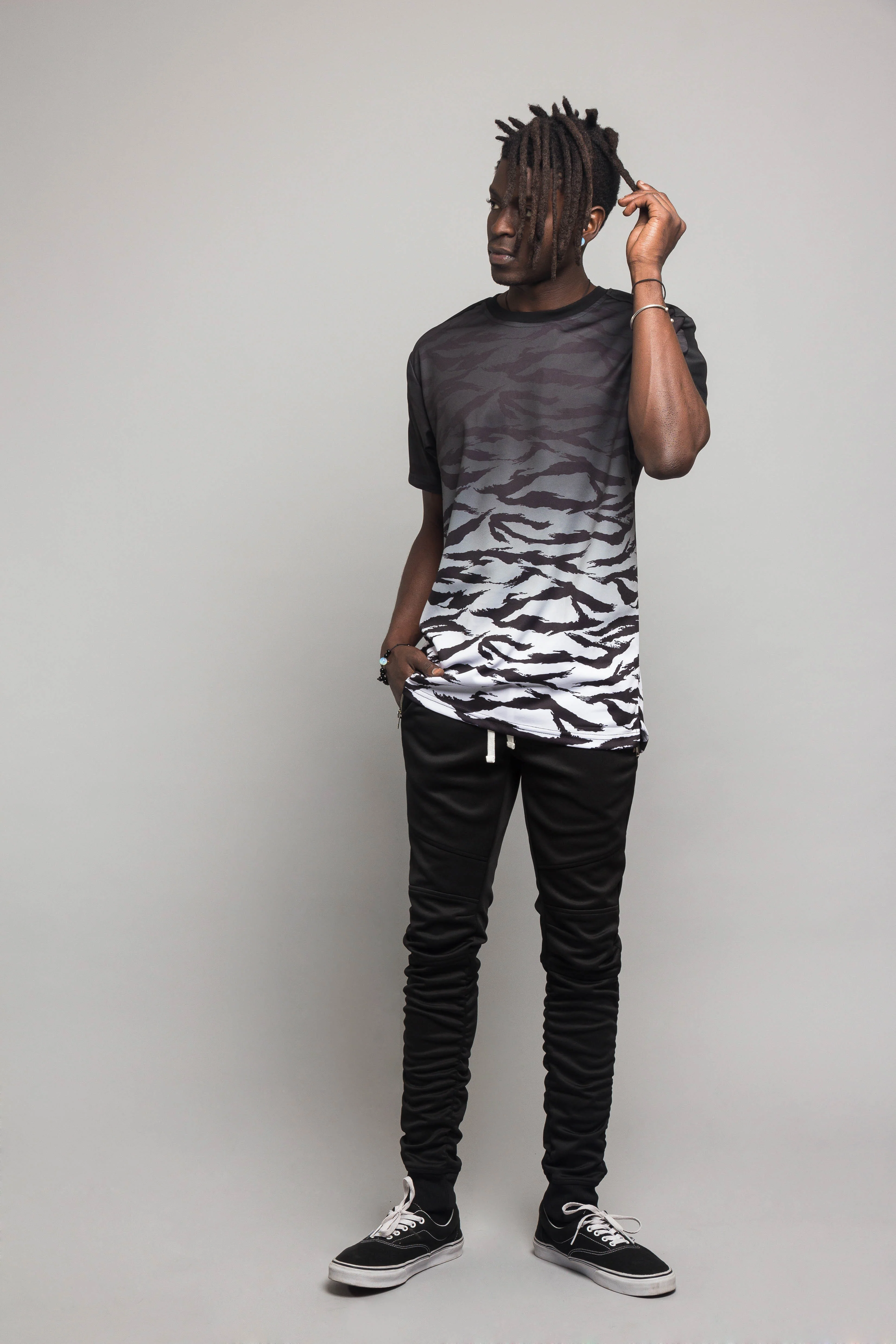 Dip Dye Gradient Tiger T-Shirt - Image 10