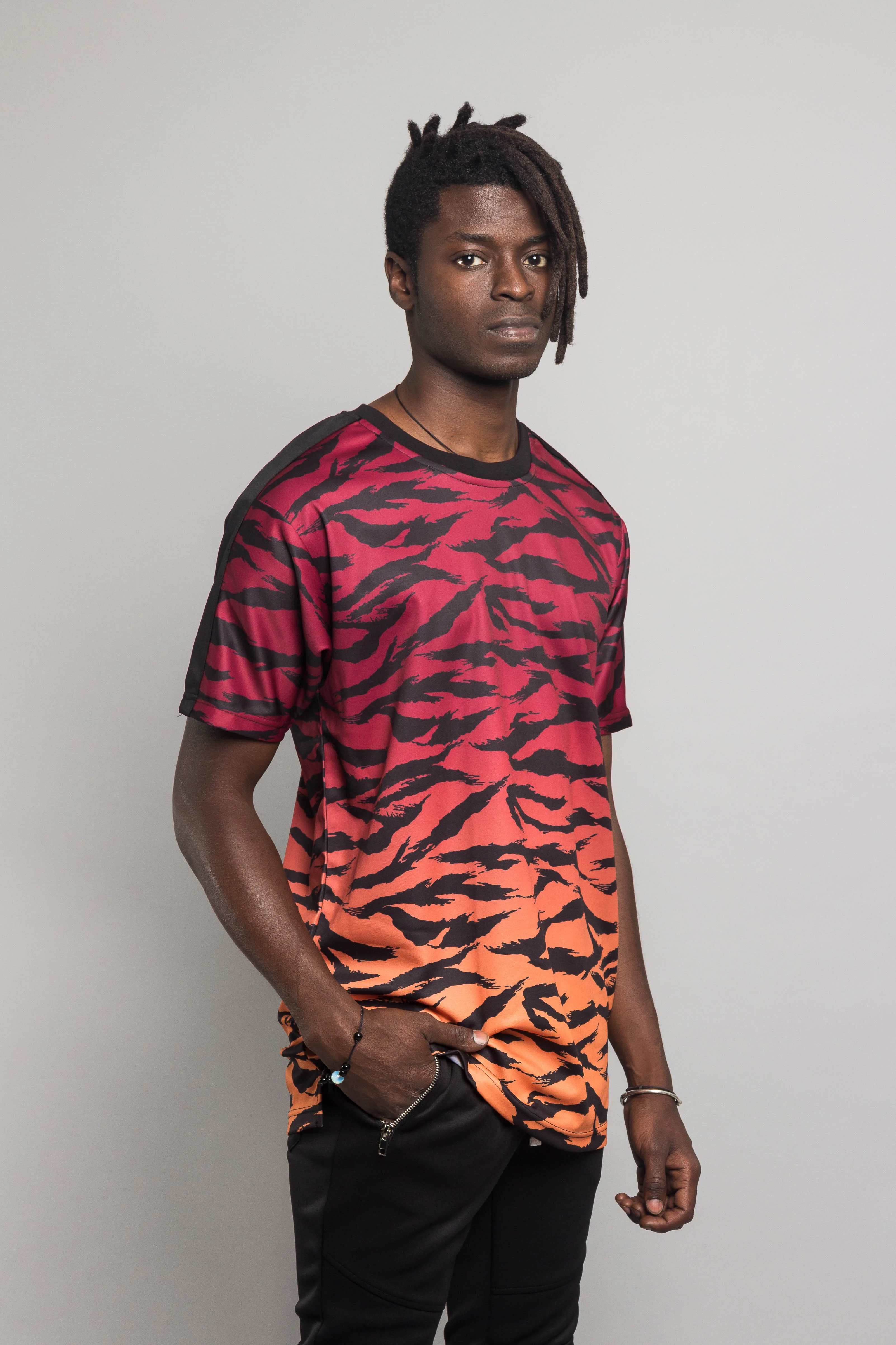 Dip Dye Gradient Tiger T-Shirt - Image 4