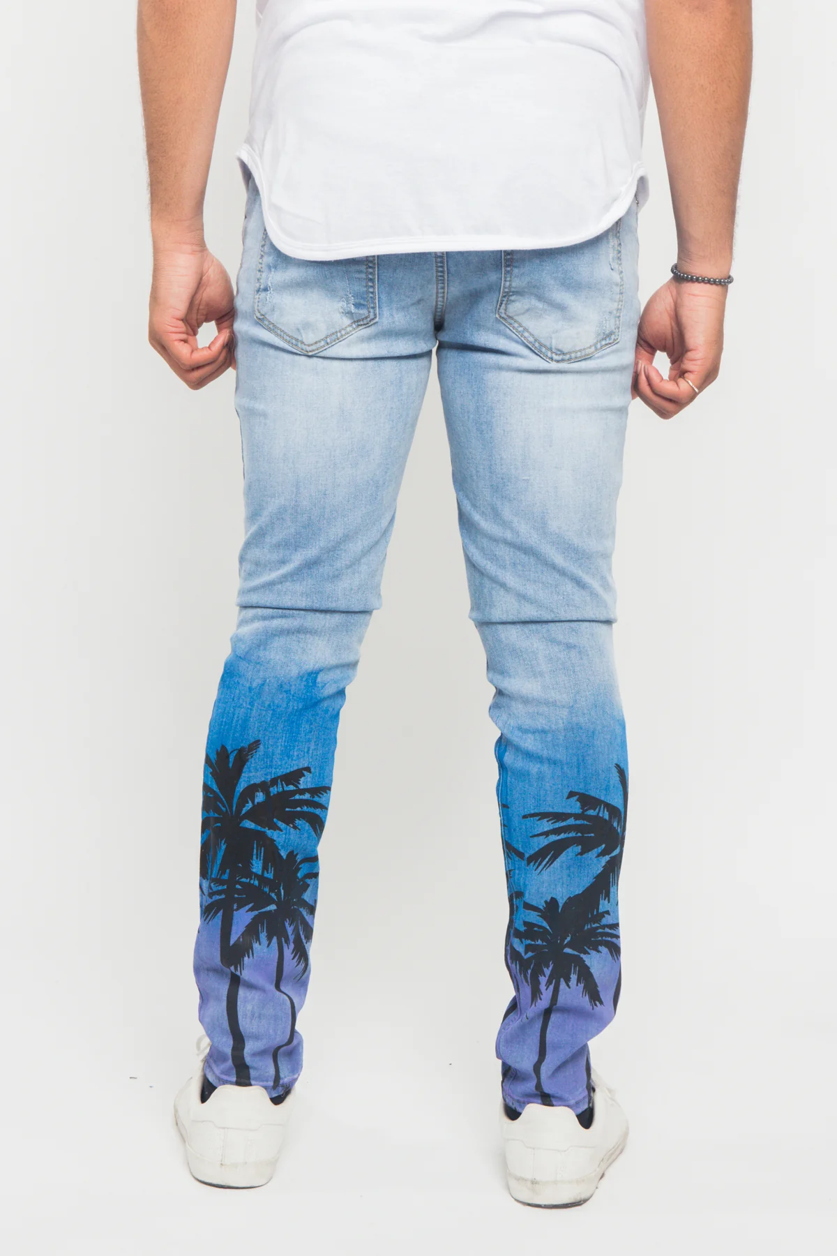 Distressed Airbrushed City Jeans - Image 4
