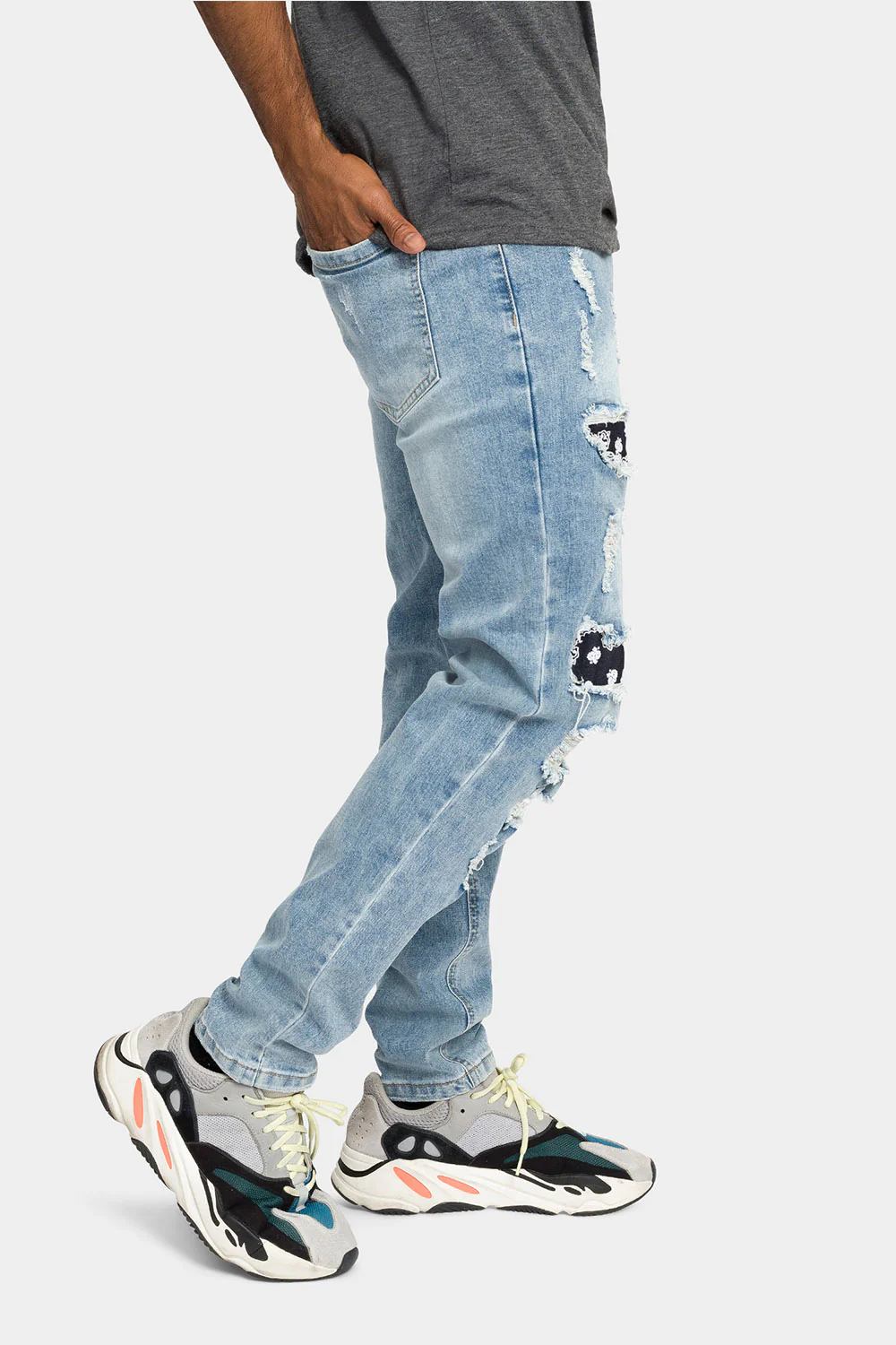 Distressed Bandana Paisley Patched Skinny Jeans - Image 4