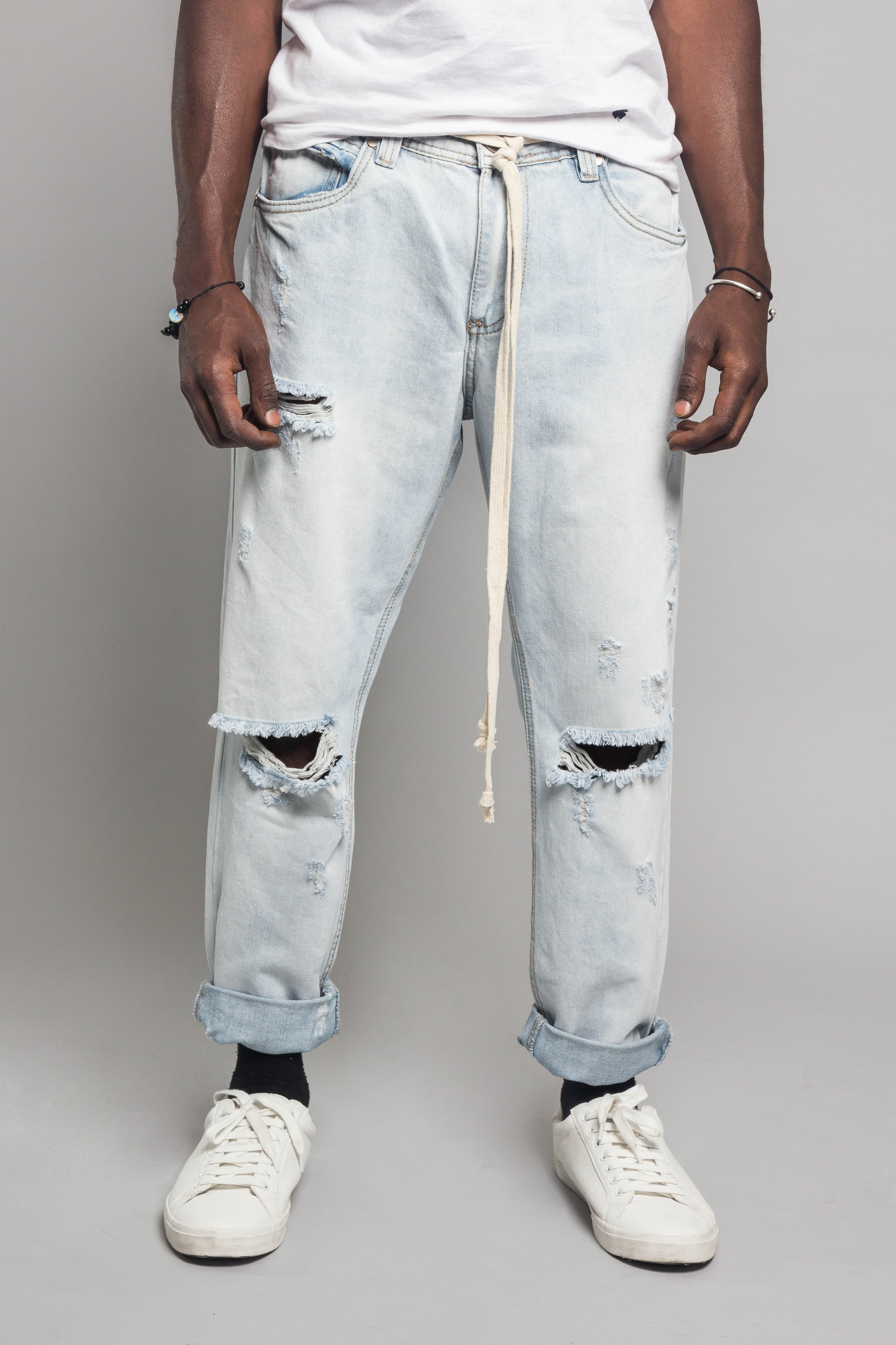 Distressed Cropped Jeans - Image 7