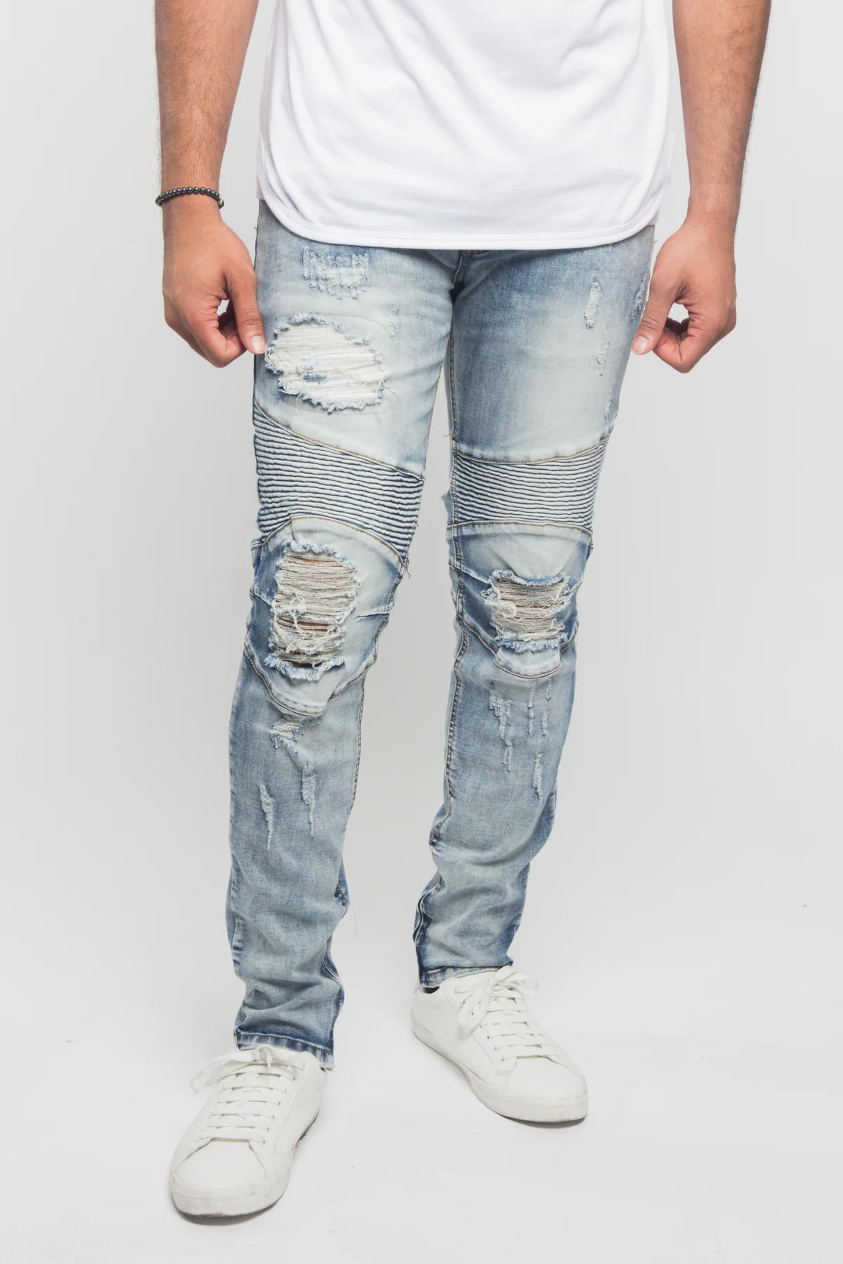 Distressed Scrunched Skinny Jeans - Image 2