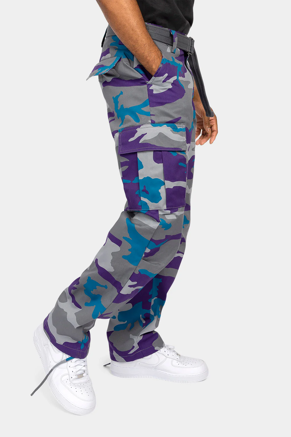 Essential Canvas Cargo Camo Pants with Belt - Image 23