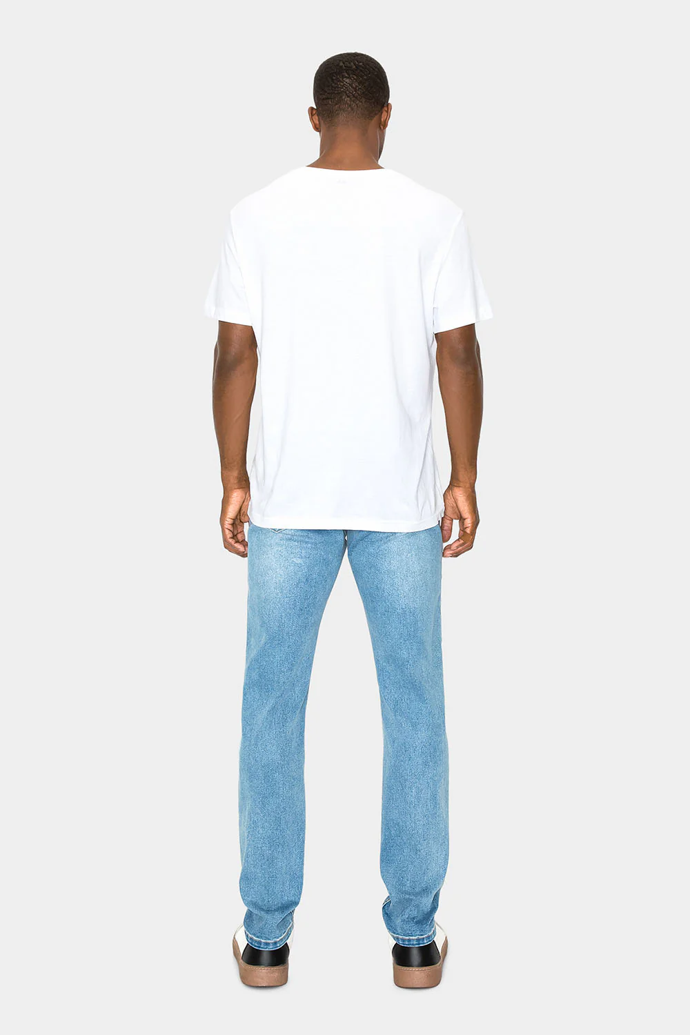 Essential Loose Fit Denim Jeans - Image 11