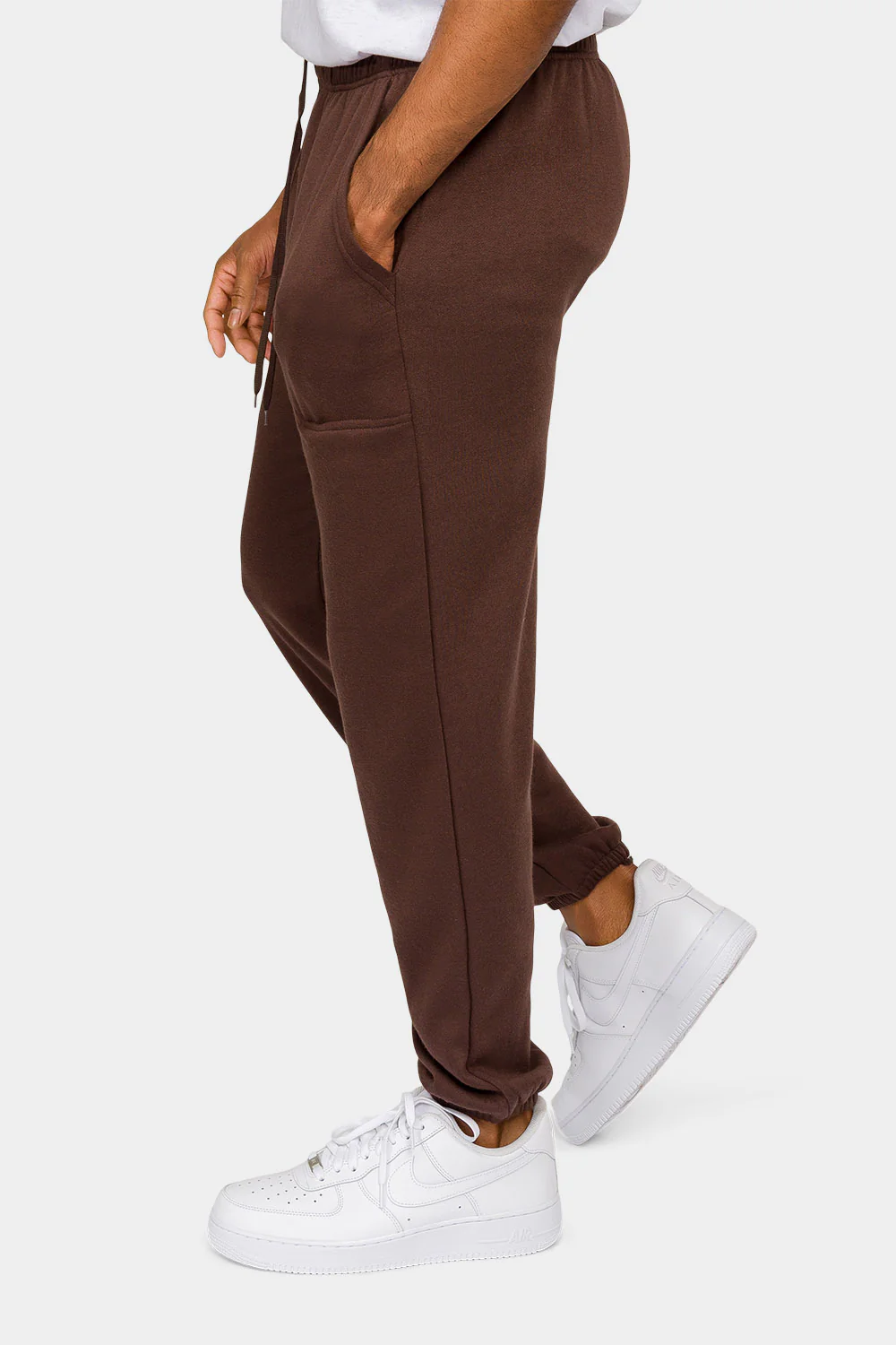 Essential Solid Lightweight Fleece Sweatpants - Image 17