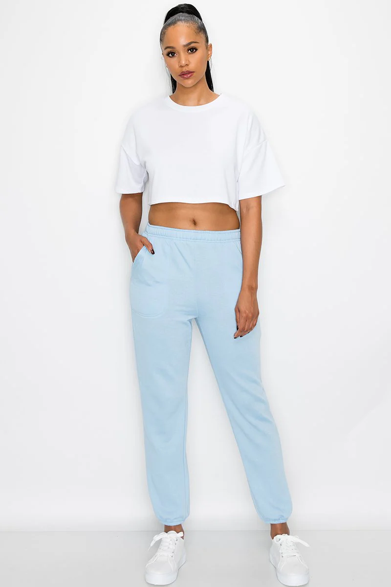 Essential Solid Lightweight Fleece Sweatpants - Image 13