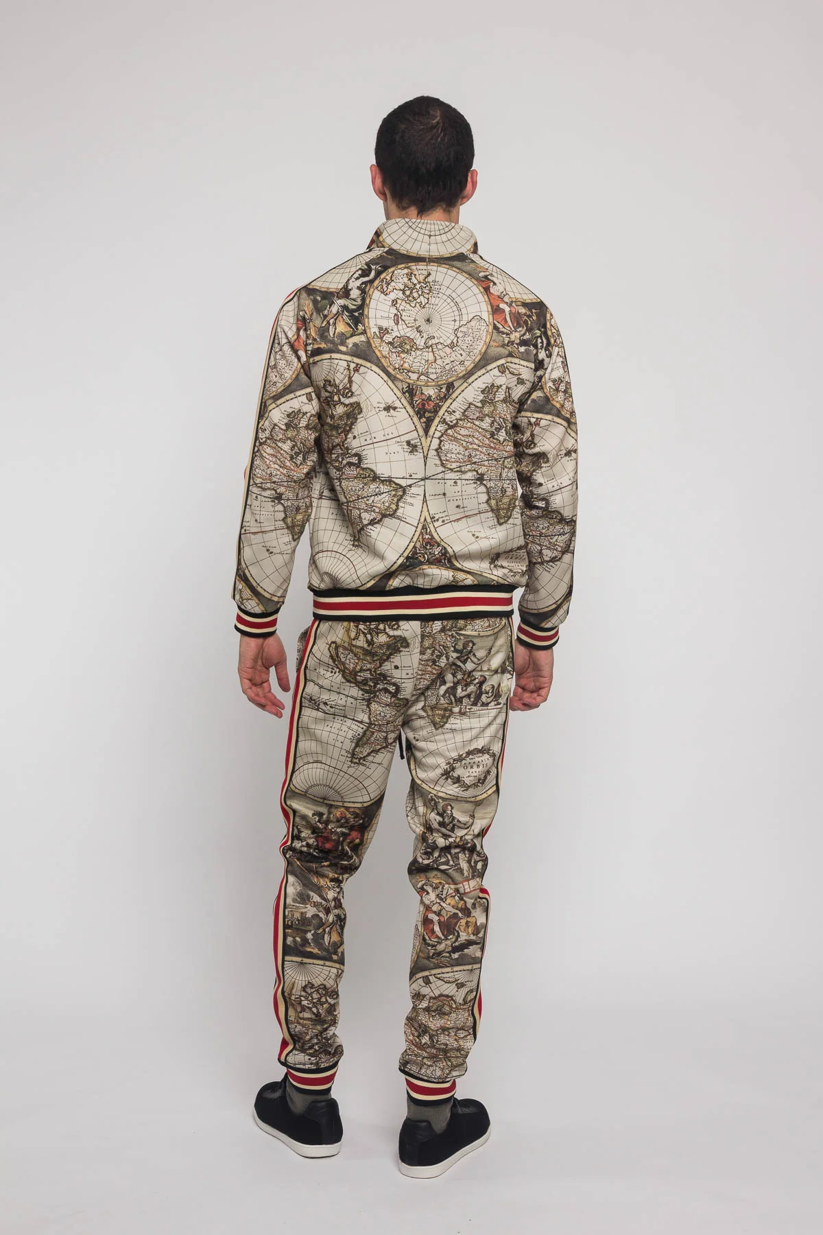 Global Conquer Tracksuit - Image 3