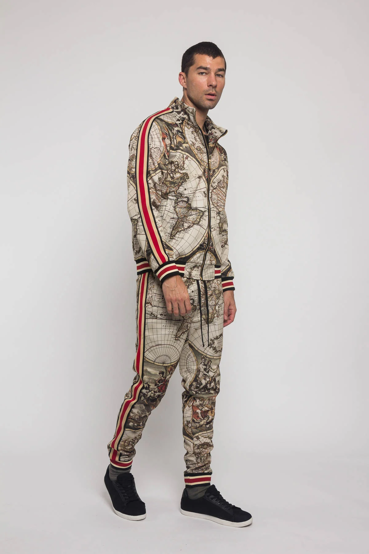 Global Conquer Tracksuit - Image 4