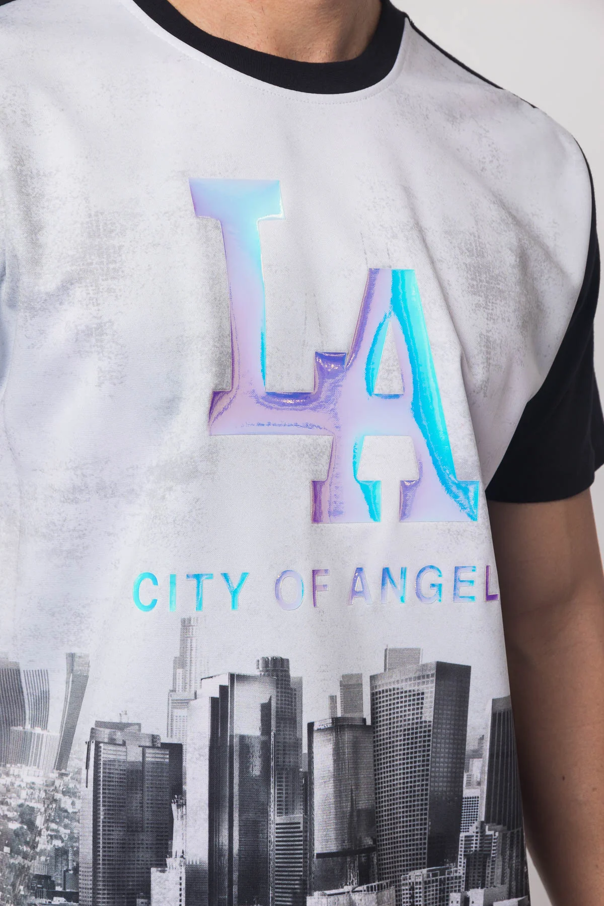 Iridescent Los Angeles City T-Shirt - Image 10