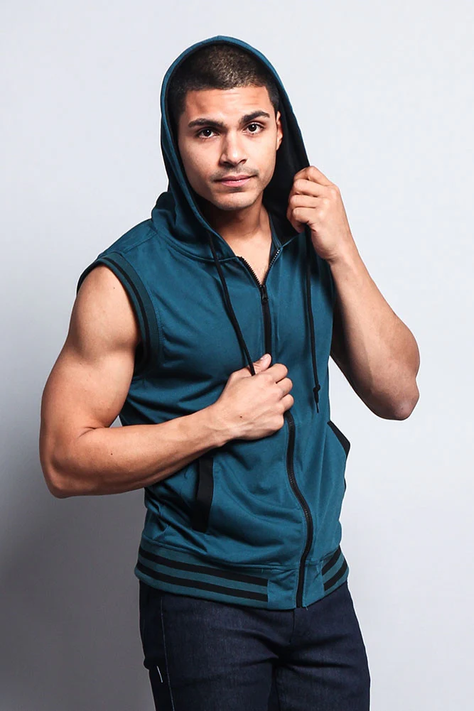 Lightweight Sleeveless Contrast Hoodie - Image 9