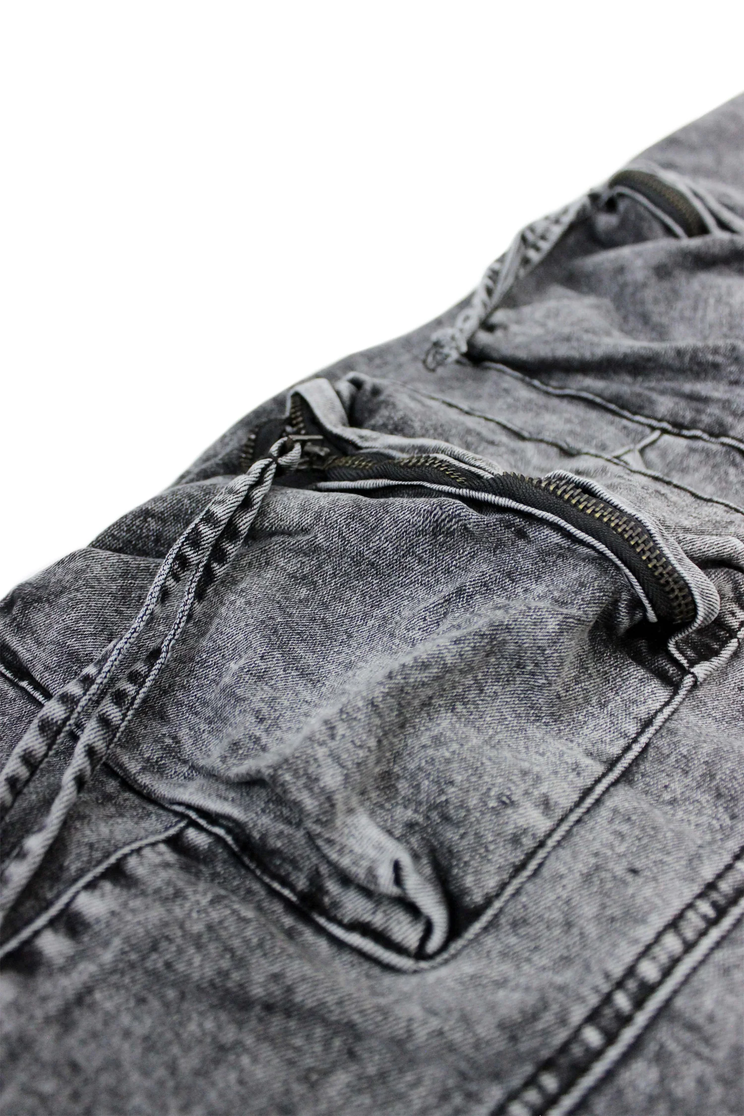 Men's Baggy Fit Multi Pocket Cargo Denim Jeans - Image 11