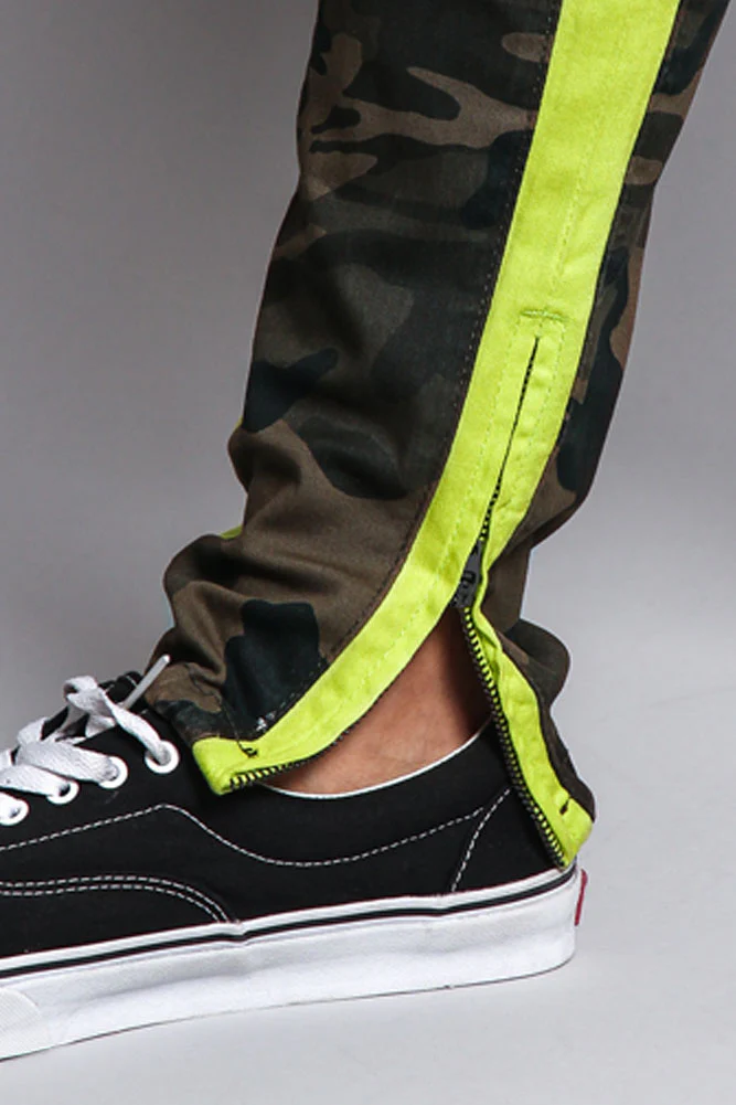 Men's Double Taped Track Style Camo Pants - Image 18