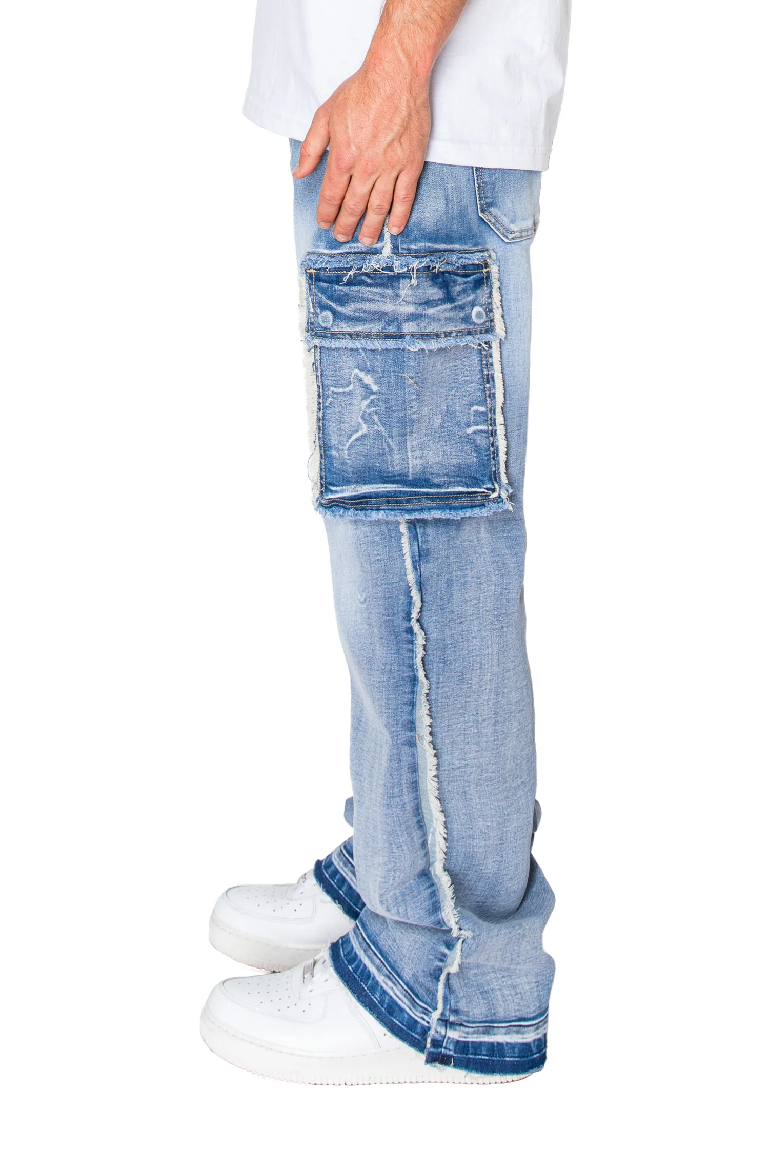 Men's Loose Fit Raw Edge Cargo Jeans - Image 4
