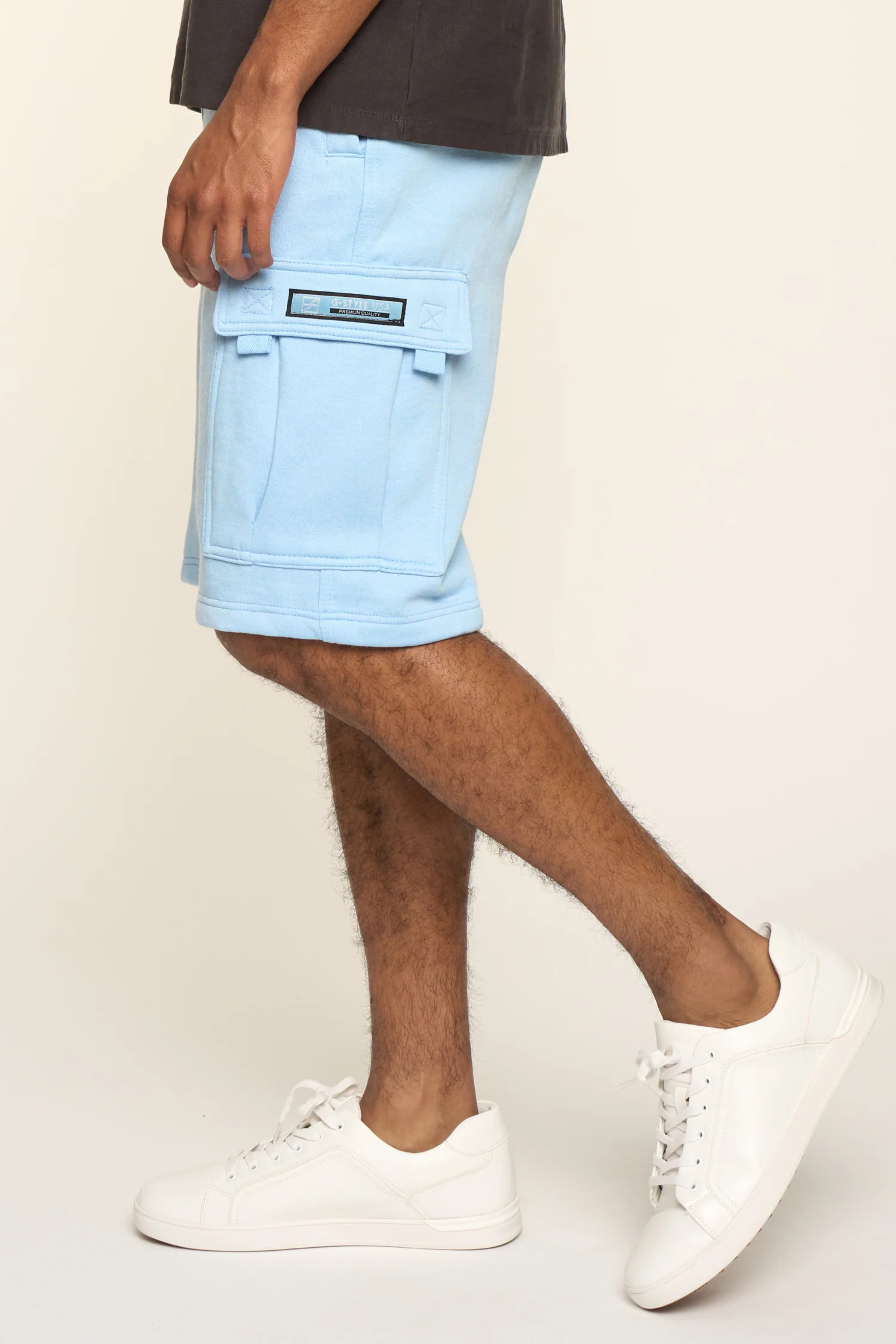 Men's Solid Fleece Heavyweight Cargo Shorts - Image 3