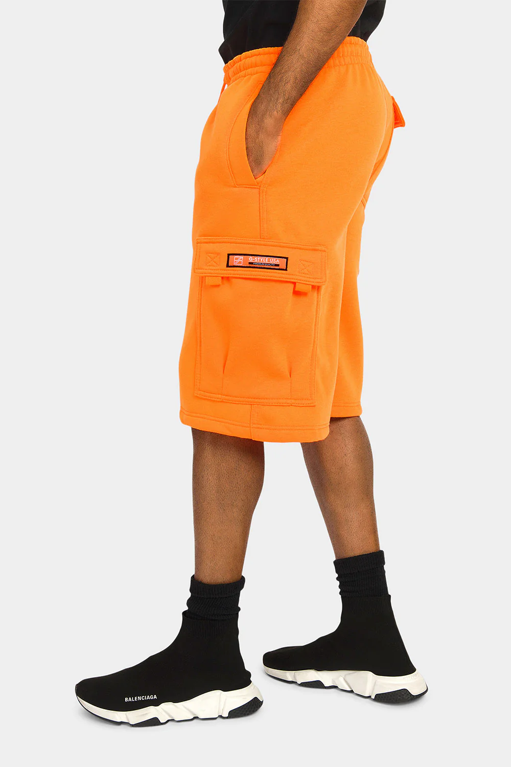 Men's Solid Fleece Heavyweight Cargo Shorts - Image 38