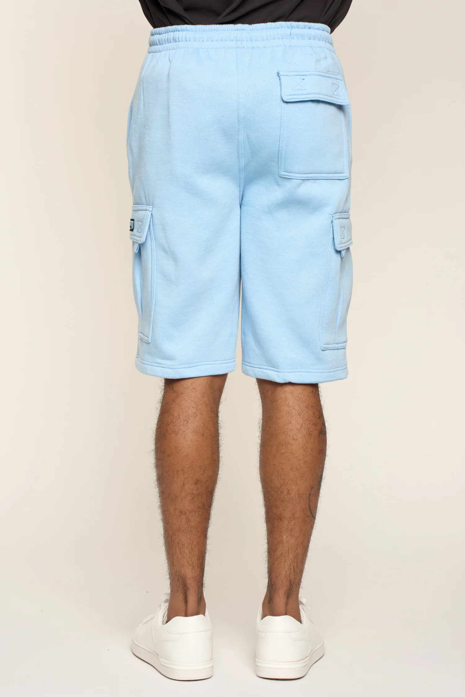 Men's Solid Fleece Heavyweight Cargo Shorts - Image 4