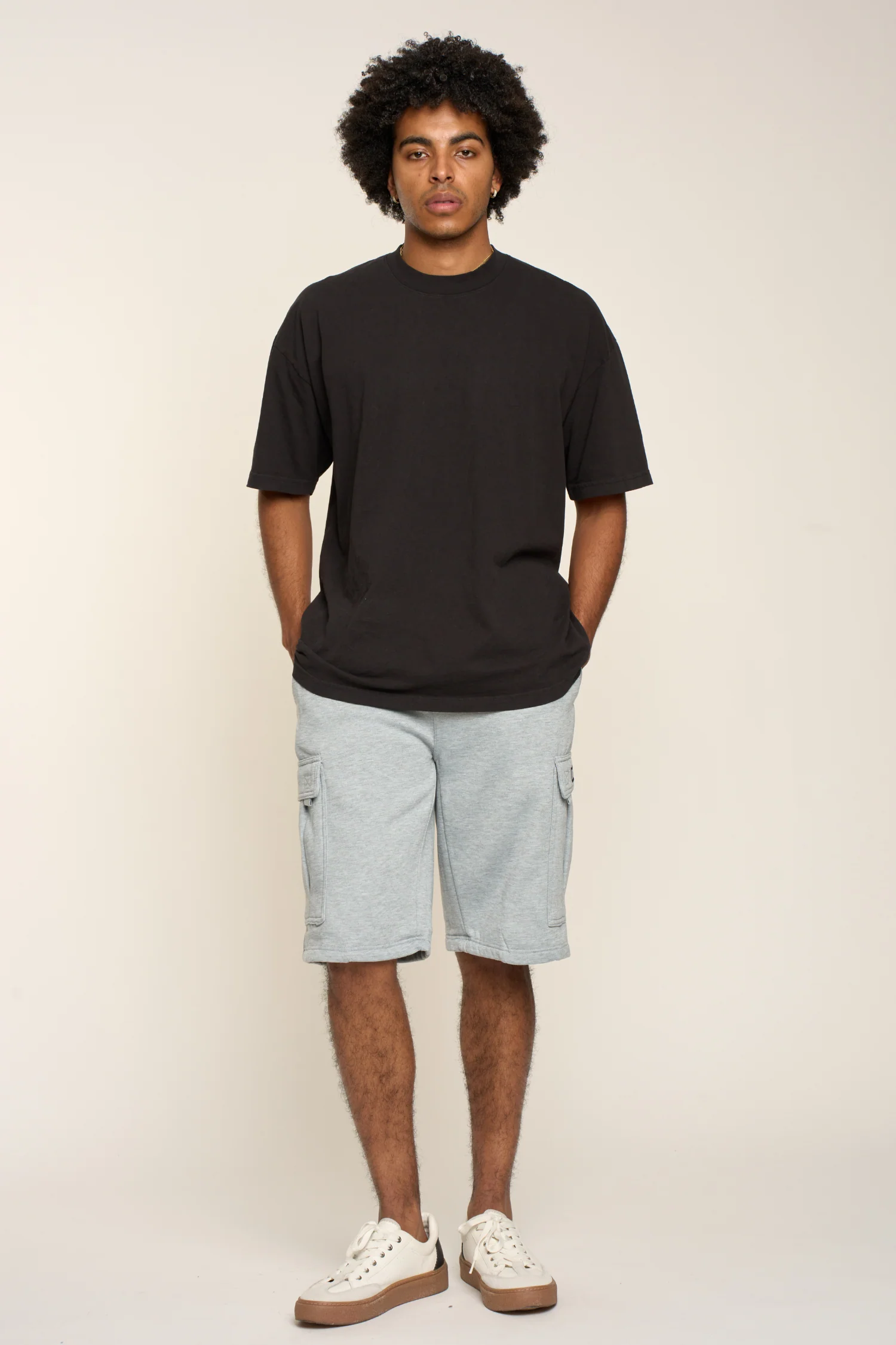 Men's Solid Fleece Heavyweight Cargo Shorts - Image 21
