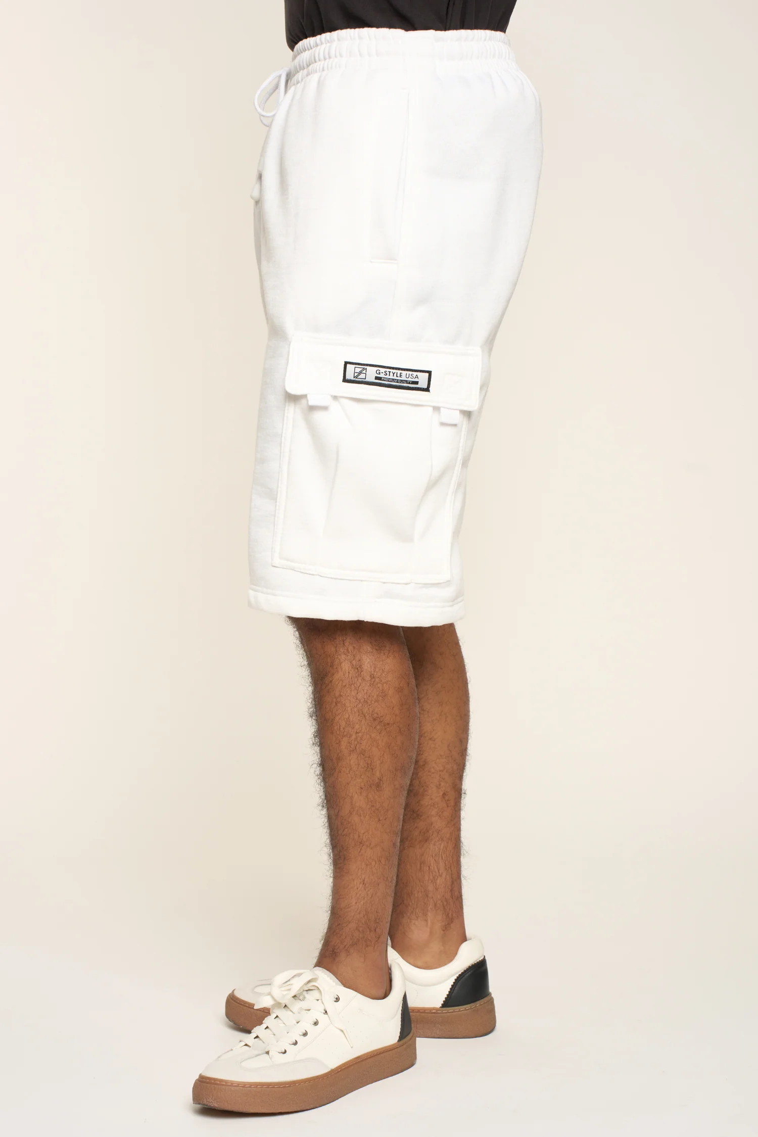 Men's Solid Fleece Heavyweight Cargo Shorts - Image 30