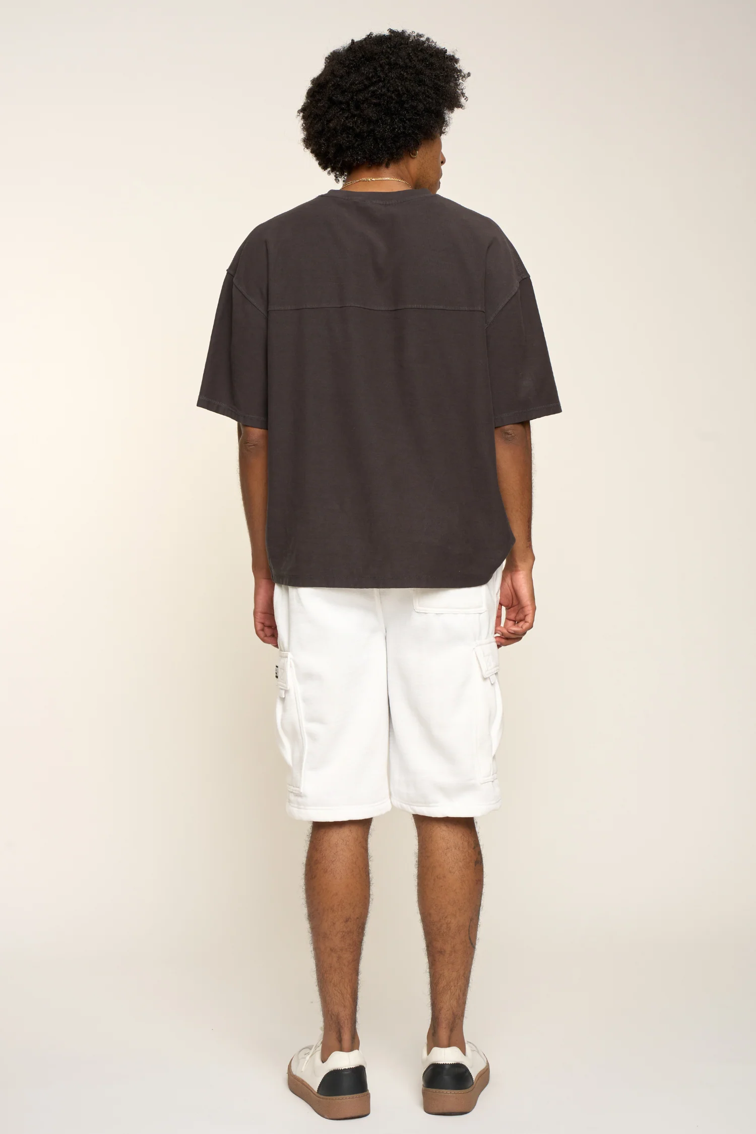 Men's Solid Fleece Heavyweight Cargo Shorts - Image 33