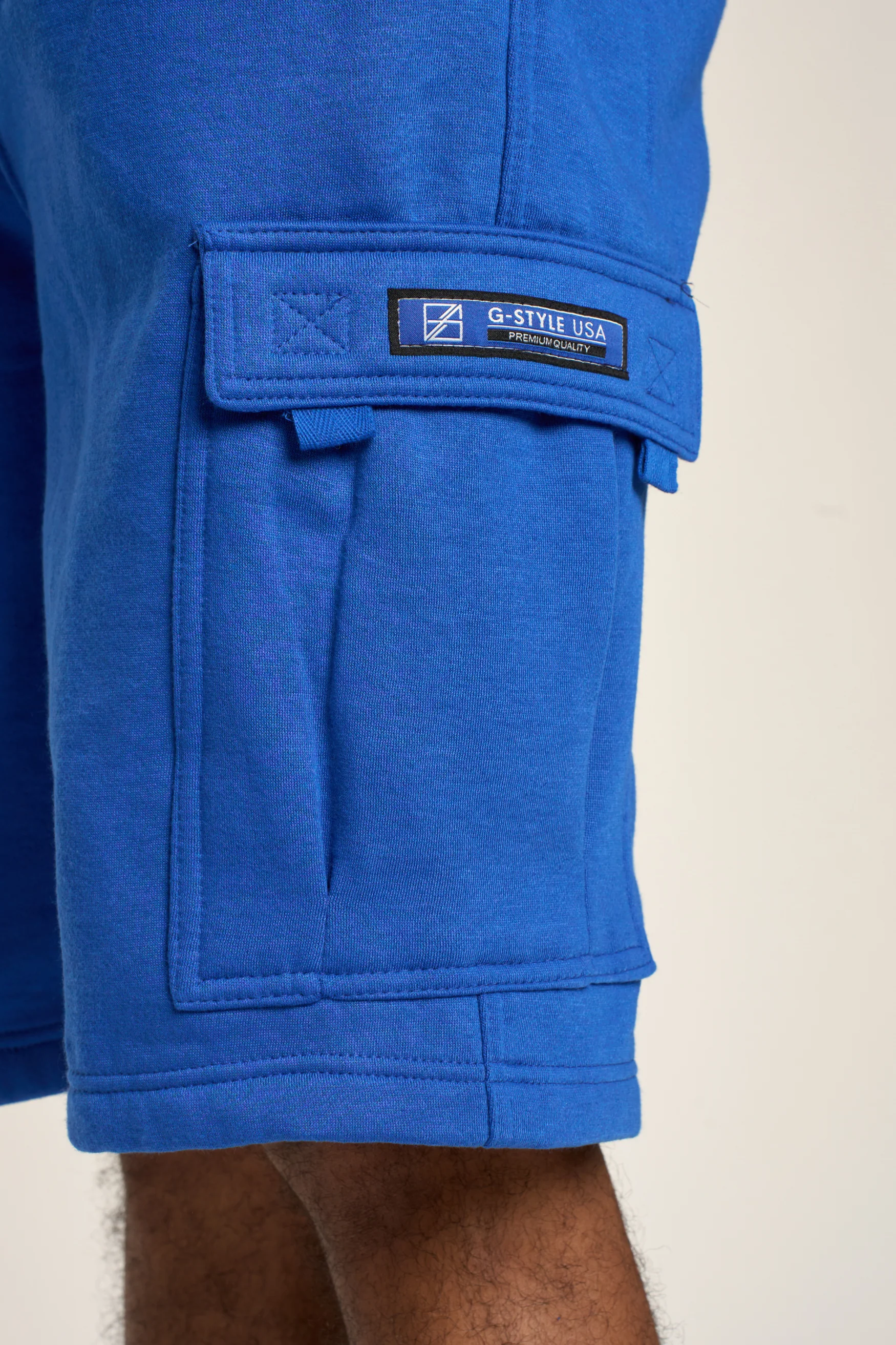 Men's Solid Fleece Heavyweight Cargo Shorts - Image 37