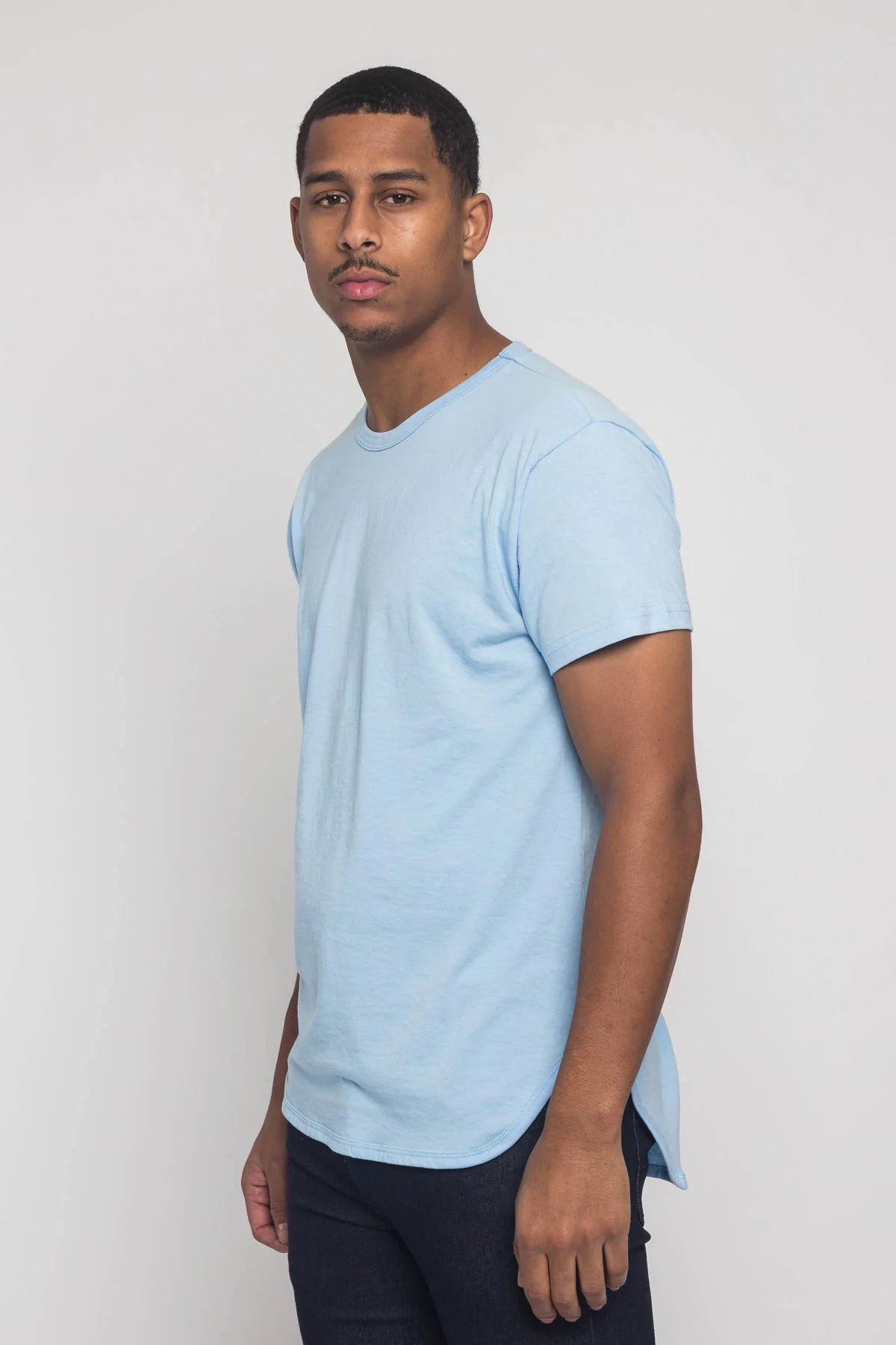 Solid Color Long Length Curved Hem T-Shirt - Image 37