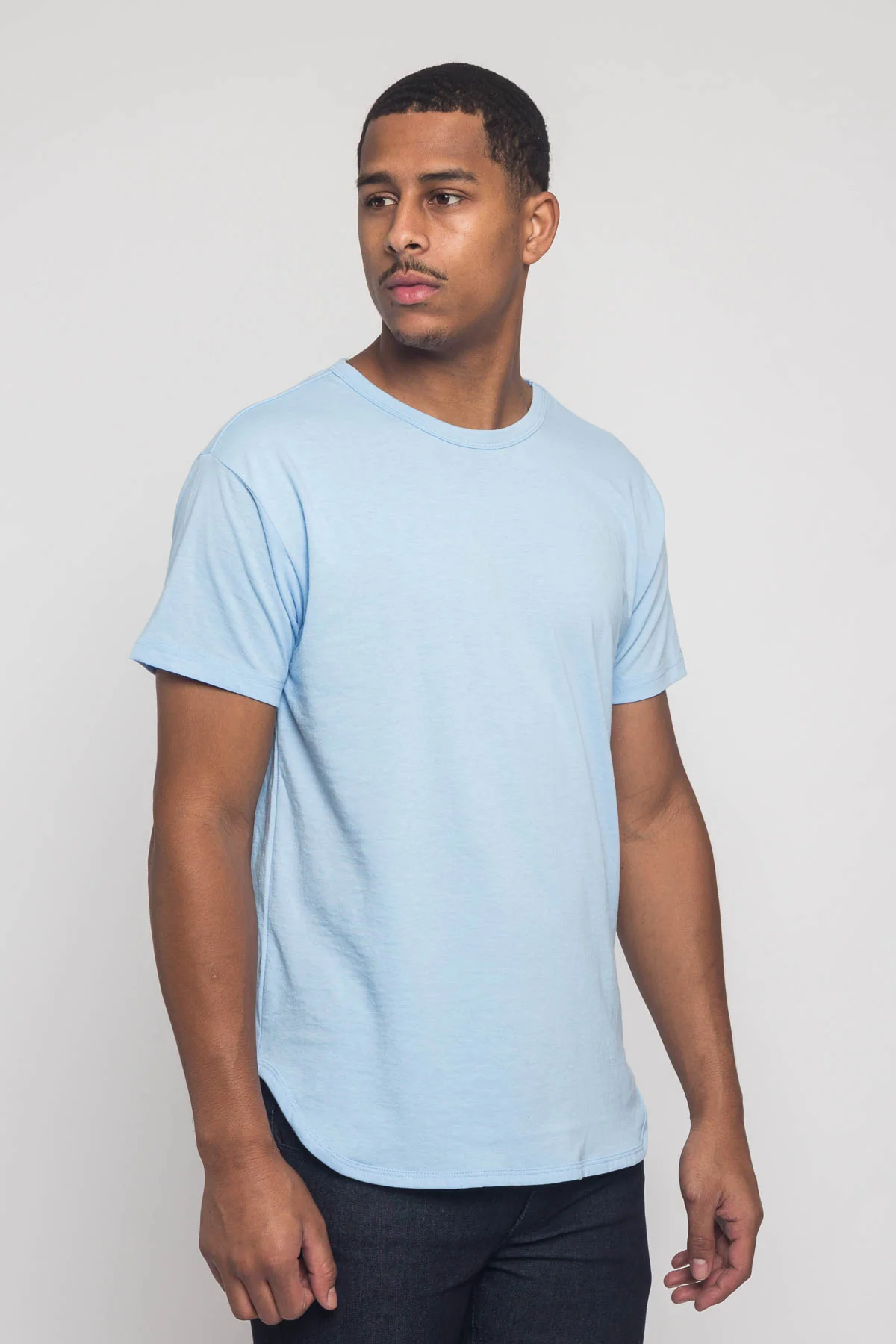 Solid Color Long Length Curved Hem T-Shirt - Image 39