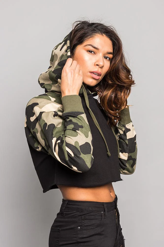Women's Essential Cropped Long Sleeve Hoodie - Image 44