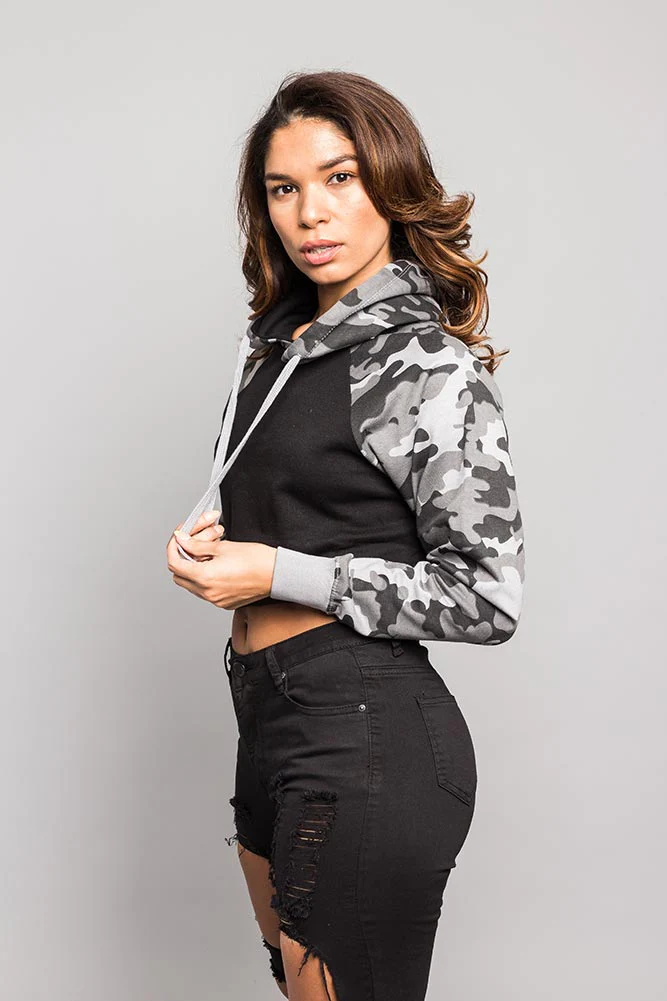 Women's Essential Cropped Long Sleeve Hoodie - Image 47