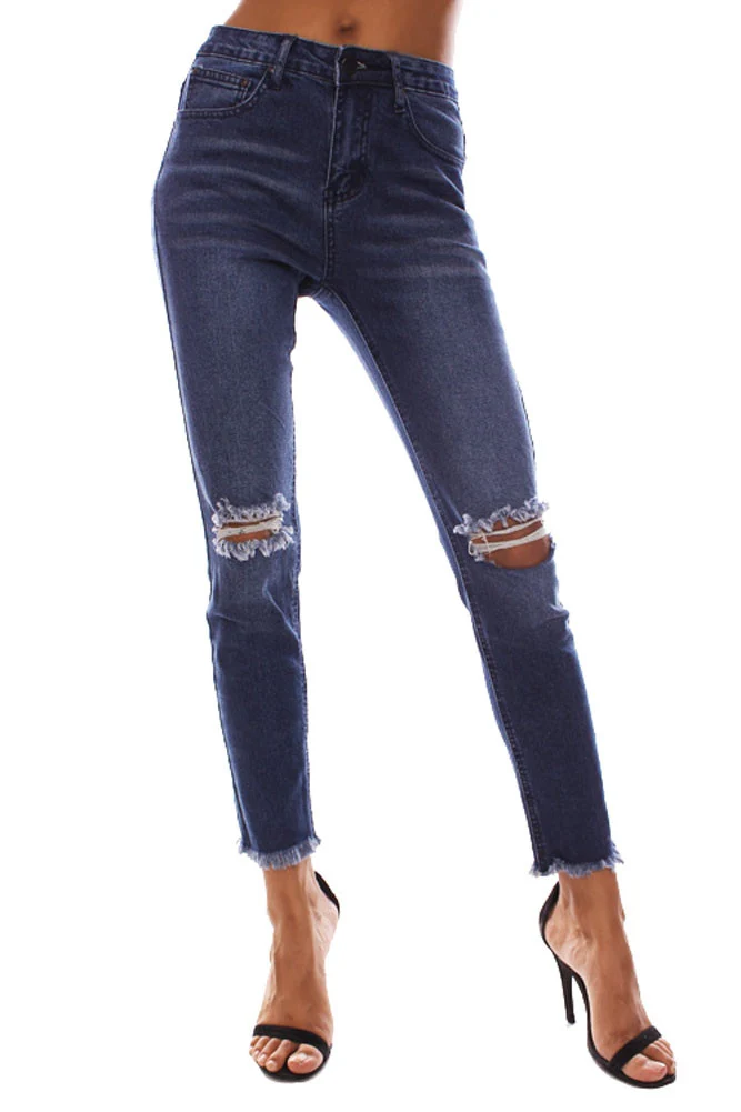 Women's Cut and Frayed Skinny Fit Jeans - Image 4