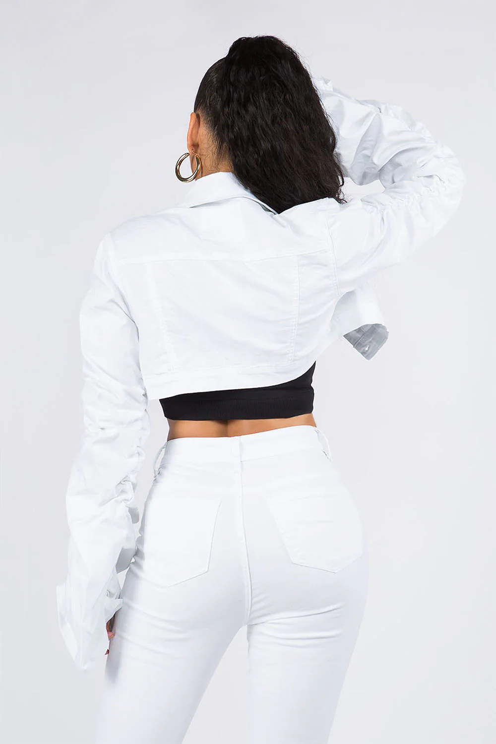 Women's Scrunched Bungee Sleeve Cropped Denim Jacket - Image 8